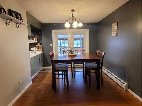 5405 52 Street, Berwyn, AB - Indoor Photo Showing Dining Room