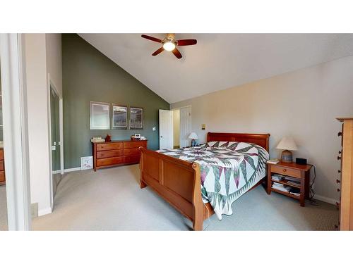 6102 96B Street, Grande Prairie, AB - Indoor Photo Showing Bedroom