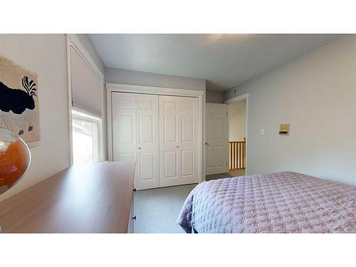 6102 96B Street, Grande Prairie, AB - Indoor Photo Showing Bedroom