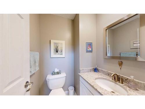 6102 96B Street, Grande Prairie, AB - Indoor Photo Showing Bathroom