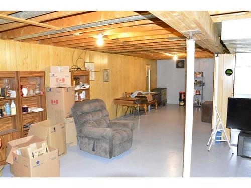 9622 84 Avenue, Peace River, AB - Indoor Photo Showing Basement