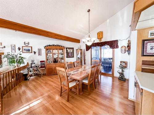 4816 3 Street, Donnelly, AB - Indoor Photo Showing Dining Room