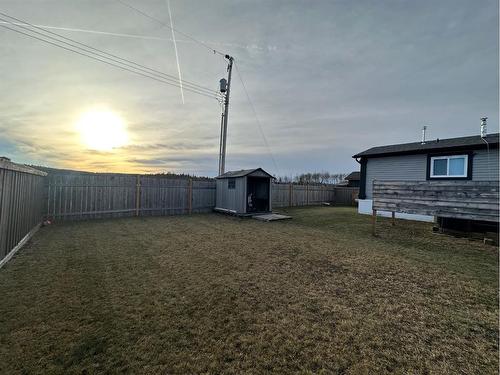 5031 49 Avenue, Woking, AB - Outdoor