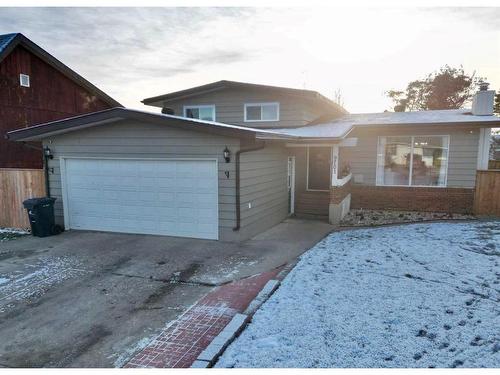 9701 73 Avenue, Peace River, AB - Outdoor