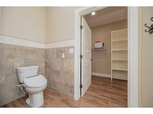 71-64009 Township Road 704, Rural Grande Prairie No. 1, County Of, AB - Indoor Photo Showing Bathroom