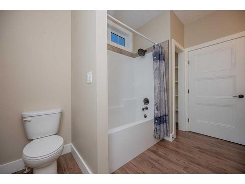 71-64009 Township Road 704, Rural Grande Prairie No. 1, County Of, AB - Indoor Photo Showing Bathroom