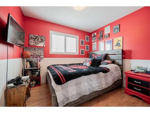 9715 118 Avenue, Grande Prairie, AB - Indoor Photo Showing Bedroom