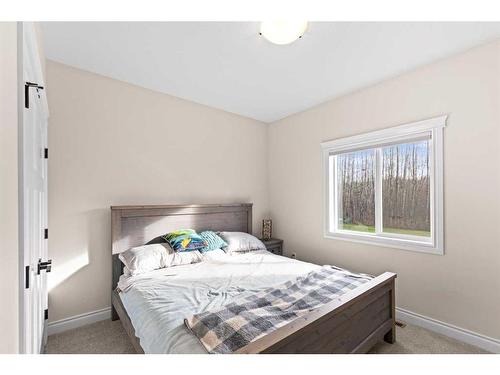 13-74025 Twp 704 Ne, Rural Grande Prairie No. 1, County Of, AB - Indoor Photo Showing Bedroom