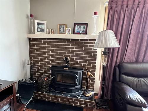 5204 48 Street, Valleyview, AB - Indoor With Fireplace