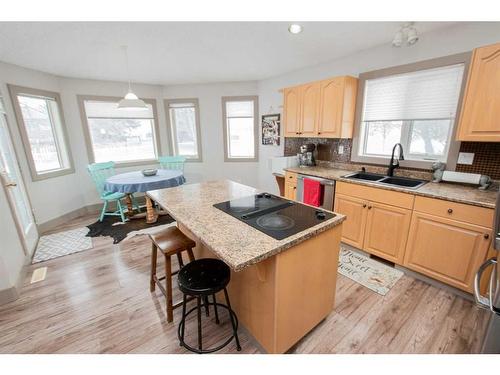 9302 62 Avenue, Grande Prairie, AB - Indoor Photo Showing Kitchen With Double Sink