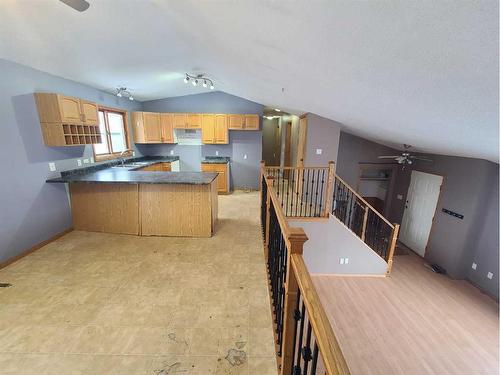 10918 92 Street, Peace River, AB - Indoor Photo Showing Kitchen