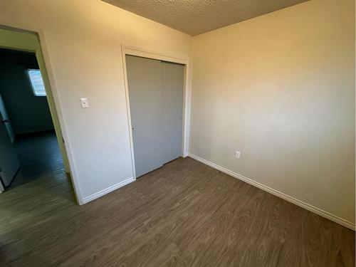9714 83 Avenue, Peace River, AB - Indoor Photo Showing Other Room