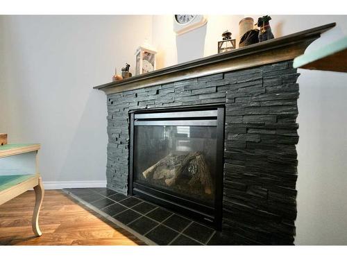 13002 91 Street, Peace River, AB - Indoor Photo Showing Bedroom