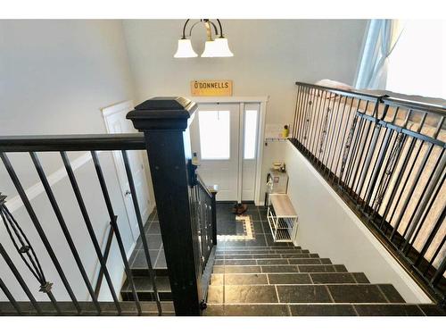 13002 91 Street, Peace River, AB - Indoor Photo Showing Living Room