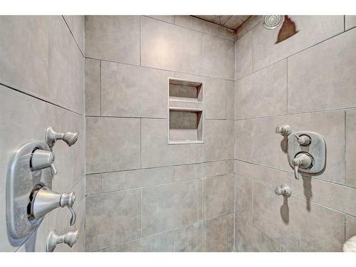 4722 56A Street, Valleyview, AB - Indoor Photo Showing Bathroom