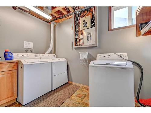 4722 56A Avenue, Valleyview, AB - Indoor Photo Showing Laundry Room