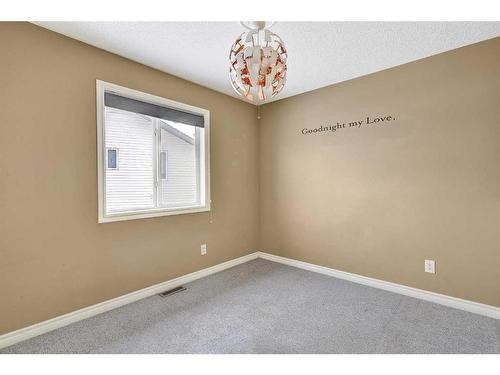 11450 89B Street, Grande Prairie, AB - Indoor Photo Showing Other Room