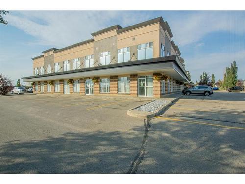 102-9805 97 Street, Grande Prairie, AB 