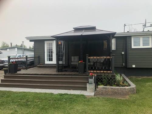 5010 42 Avenue, Valleyview, AB - Outdoor With Deck Patio Veranda