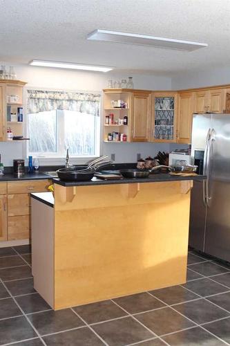 725 7Th Avenue Nw, Manning, AB - Indoor Photo Showing Kitchen With Double Sink