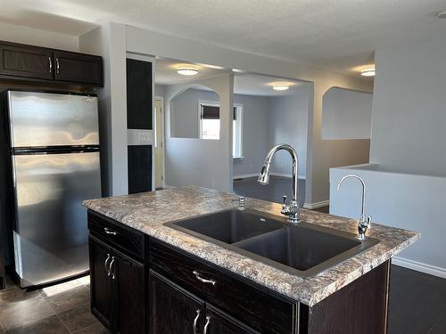 5005 47 Street, Valleyview, AB - Indoor Photo Showing Kitchen With Double Sink
