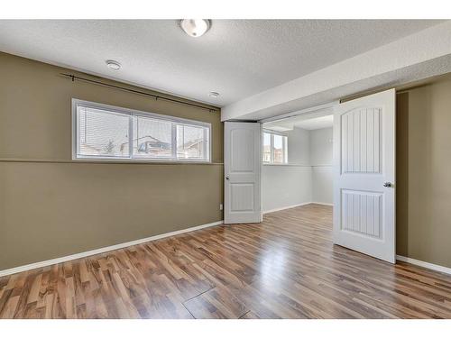 10123 98A Street, Sexsmith, AB - Indoor Photo Showing Other Room