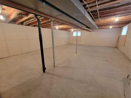 5213 52 A Avenue, Valleyview, AB - Indoor Photo Showing Basement