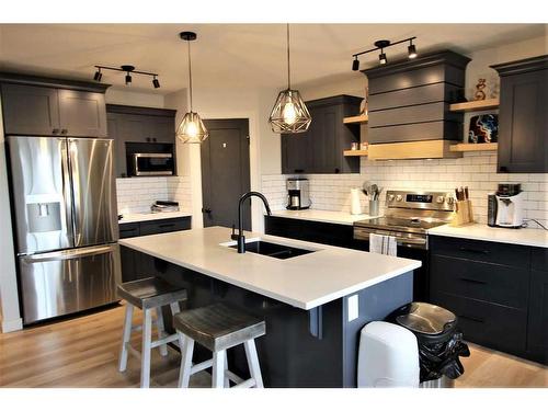 11310 62 Avenue, Grande Prairie, AB - Indoor Photo Showing Kitchen With Upgraded Kitchen