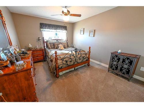 10402 160 Avenue, Rural Grande Prairie No. 1, County Of, AB - Indoor Photo Showing Bedroom