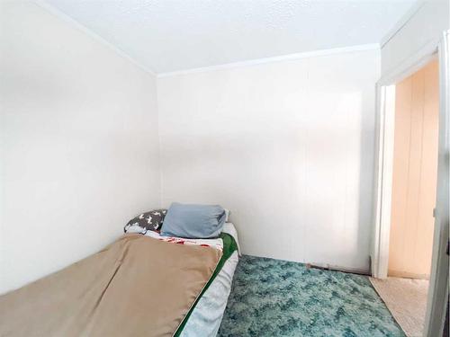4407 47 Street, Spirit River, AB - Indoor Photo Showing Bedroom
