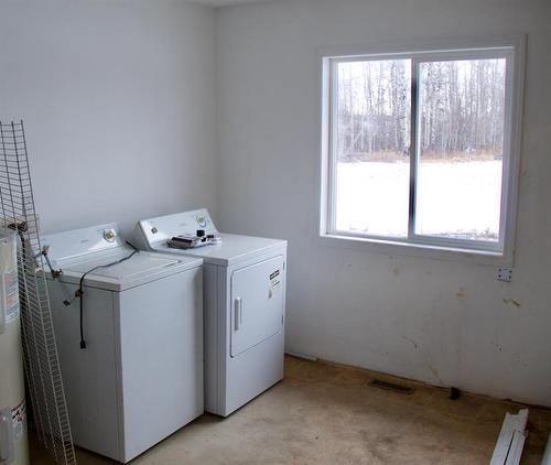 68362 43 Highway, Rural Greenview No. 16, M.D. Of, AB - Indoor Photo Showing Laundry Room