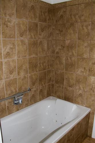 68362 43 Highway, Rural Greenview No. 16, M.D. Of, AB - Indoor Photo Showing Bathroom