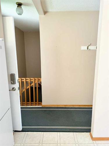 111 5Th Avenue S.W., Falher, AB -  Photo Showing Other Room