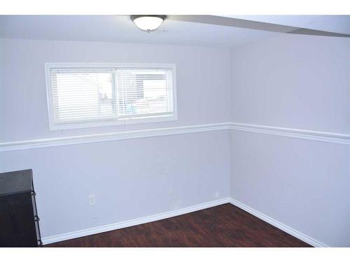 5409 47 Avenue, Grimshaw, AB - Indoor Photo Showing Other Room