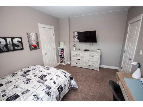 13-713001 Range Road 53A, Rural Grande Prairie No. 1, County Of, AB - Indoor Photo Showing Bedroom
