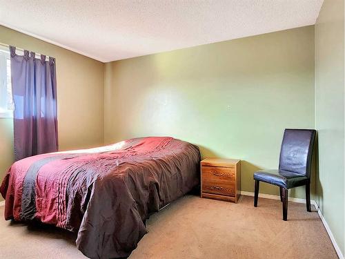 10202 97 Avenue, Grande Cache, AB - Indoor Photo Showing Bedroom