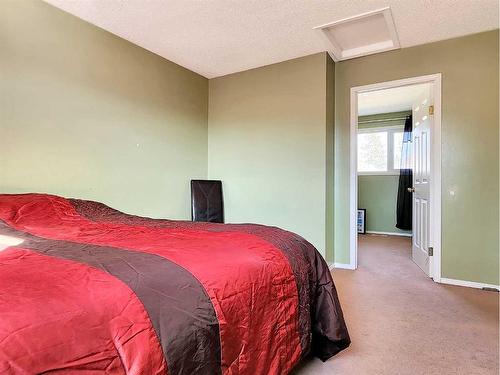 10202 97 Avenue, Grande Cache, AB - Indoor Photo Showing Bedroom