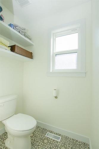10737 150 Avenue, Rural Grande Prairie No. 1, County Of, AB - Indoor Photo Showing Bathroom