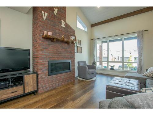 10737 150 Avenue, Rural Grande Prairie No. 1, County Of, AB - Indoor Photo Showing Living Room With Fireplace