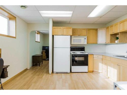 740063 Rge Rd 44, Rural Grande Prairie No. 1, County Of, AB - Indoor Photo Showing Kitchen