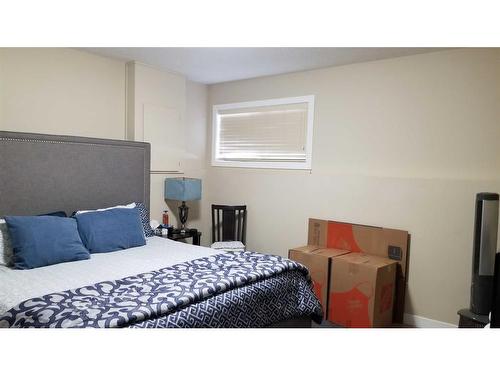 A & B-10504 102 Street, Grande Prairie, AB - Indoor Photo Showing Bedroom