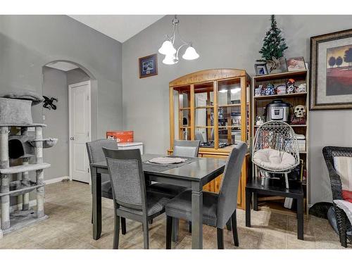 9073 131 Avenue, Grande Prairie, AB - Indoor Photo Showing Dining Room