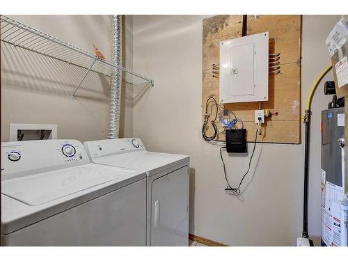 101-105, 201-205, 301-305-9225 93 Avenue, Grande Prairie, AB - Indoor Photo Showing Laundry Room