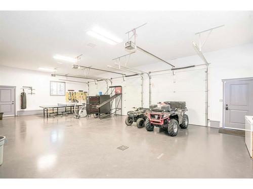 38-64009 Township Road 704, Rural Grande Prairie No. 1, County Of, AB - Indoor Photo Showing Garage