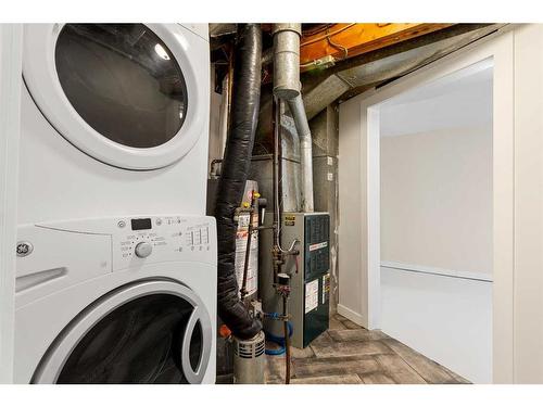 11306 97 Street, Grande Prairie, AB - Indoor Photo Showing Laundry Room