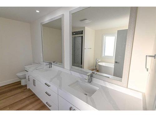13054 Royal Blvd, Grande Prairie, AB - Indoor Photo Showing Bathroom
