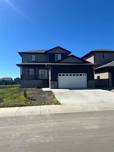 13054 Royal Blvd, Grande Prairie, AB - Outdoor