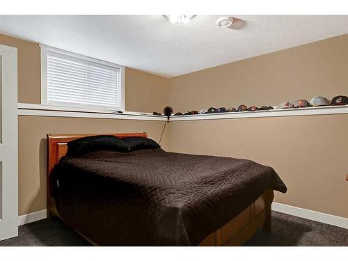 12605 103B Street, Grande Prairie, AB - Indoor Photo Showing Bedroom