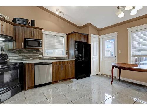 12605 103B Street, Grande Prairie, AB - Indoor Photo Showing Kitchen