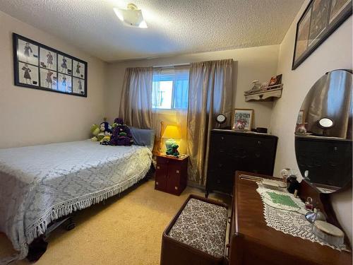 4724 51St Avenue, High Prairie, AB - Indoor Photo Showing Bedroom